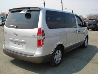 2008 Hyundai Grand Starex Pics