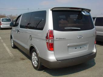 2008 Hyundai Grand Starex Pictures