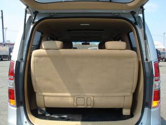2008 Hyundai Grand Starex Pictures