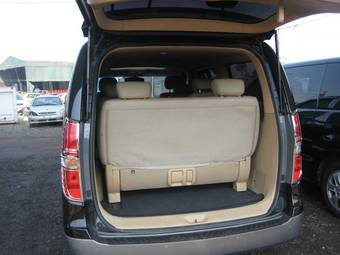 2008 Hyundai Grand Starex Photos