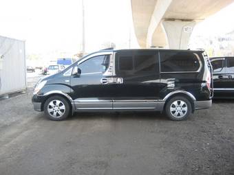 2008 Hyundai Grand Starex Photos