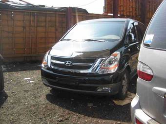 2008 Hyundai Grand Starex Pictures