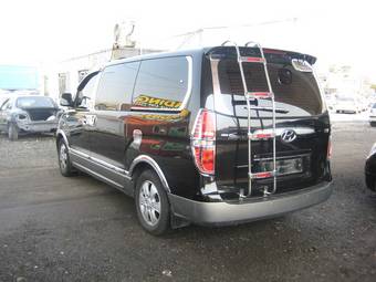2008 Hyundai Grand Starex Pictures