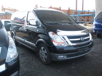 2008 Hyundai Grand Starex Photos