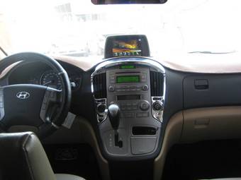 2008 Hyundai Grand Starex Wallpapers