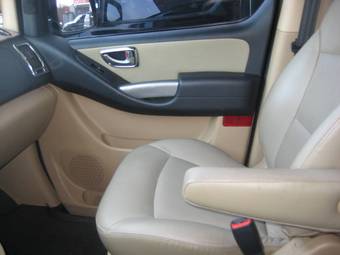 2008 Hyundai Grand Starex Images