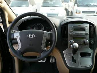 2008 Hyundai Grand Starex Pics