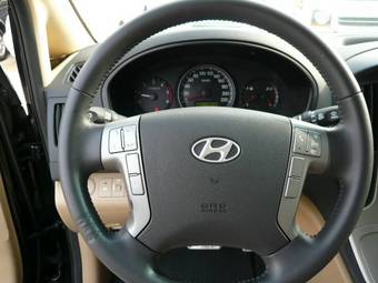 2008 Hyundai Grand Starex Pictures