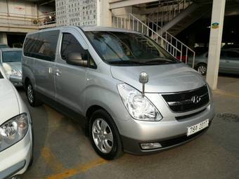 2008 Hyundai Grand Starex Photos