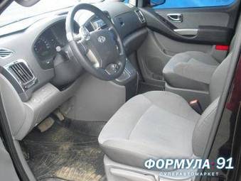 2008 Hyundai Grand Starex Pictures