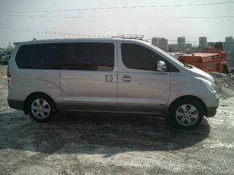 2008 Hyundai Grand Starex Photos