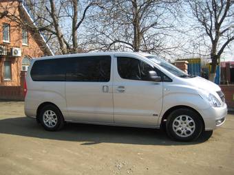 2008 Hyundai Grand Starex Wallpapers