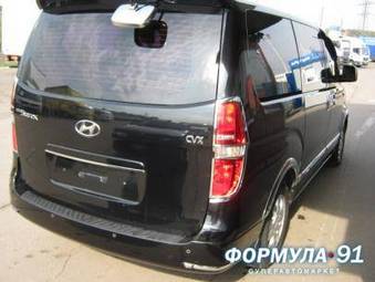 2008 Hyundai Grand Starex Photos