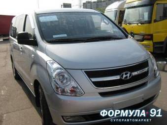 2008 Hyundai Grand Starex Photos