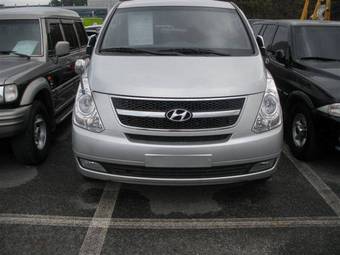 2008 Hyundai Grand Starex Photos