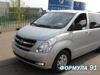 2008 Hyundai Grand Starex Photos