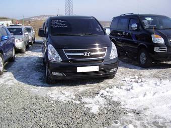 2008 Hyundai Grand Starex Photos