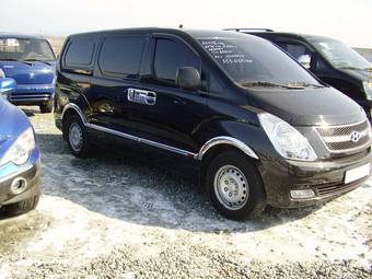2008 Hyundai Grand Starex Photos