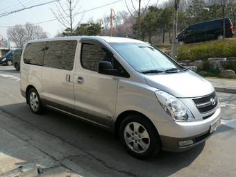 2008 Hyundai Grand Starex Photos