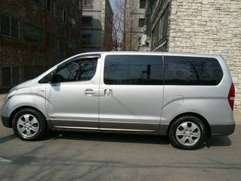 2008 Hyundai Grand Starex Pictures