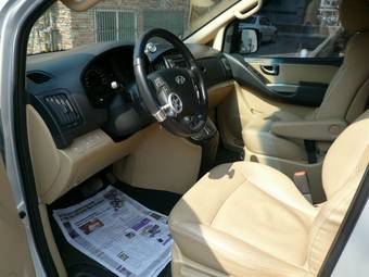 2008 Hyundai Grand Starex Pics