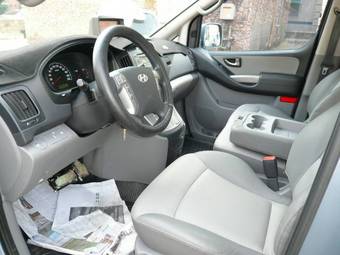 2008 Hyundai Grand Starex Pictures