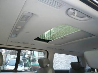 2008 Hyundai Grand Starex Photos