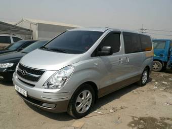 2008 Hyundai Grand Starex Pictures