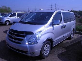 2008 Hyundai Grand Starex Pictures