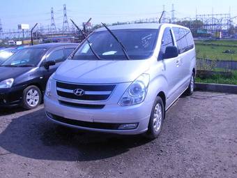 2008 Hyundai Grand Starex Photos
