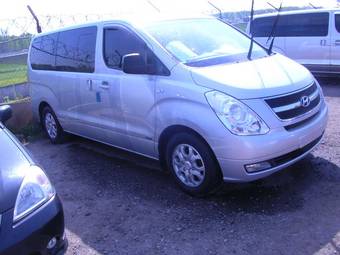 2008 Hyundai Grand Starex Pictures