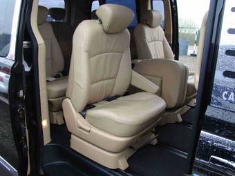 2008 Hyundai Grand Starex Pics