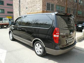 2008 Hyundai Grand Starex Images