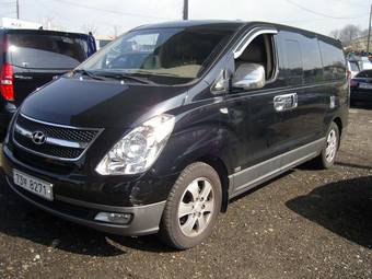 2008 Hyundai Grand Starex Pictures