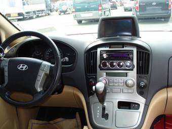 2008 Hyundai Grand Starex Wallpapers