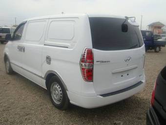2008 Hyundai Grand Starex Pictures