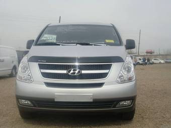 2008 Hyundai Grand Starex Pictures