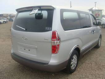 2008 Hyundai Grand Starex Pictures