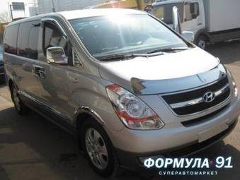 2008 Hyundai Grand Starex Photos