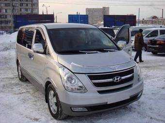 2008 Hyundai Grand Starex Pictures