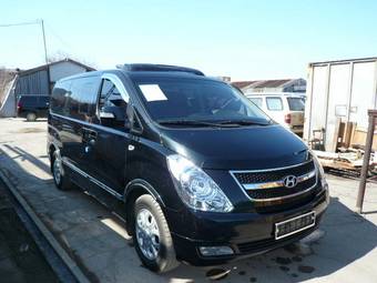 2008 Hyundai Grand Starex Images