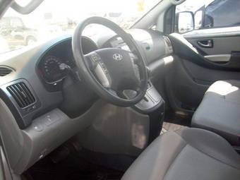 2008 Hyundai Grand Starex Pictures