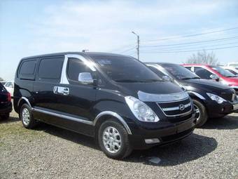 2008 Hyundai Grand Starex Photos