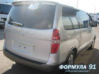 2008 Hyundai Grand Starex Photos