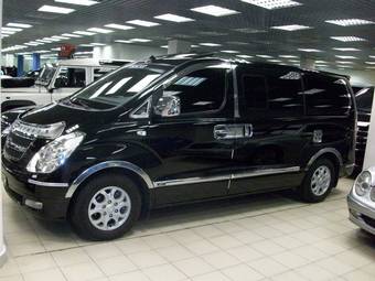 2008 Hyundai Grand Starex Pictures
