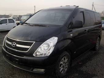 2008 Hyundai Grand Starex Photos