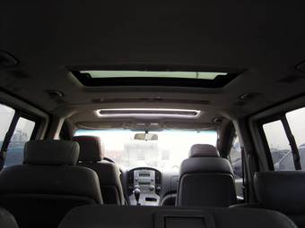 2008 Hyundai Grand Starex Photos
