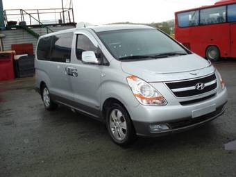 2008 Hyundai Grand Starex Photos