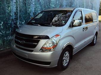2008 Hyundai Grand Starex Photos