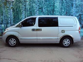 2008 Hyundai Grand Starex Photos